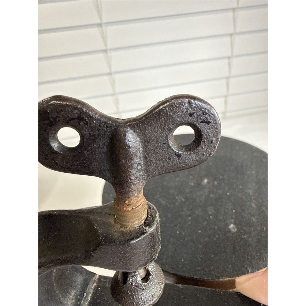 Vintage Clean Cut Pinking Machine South Richland Machine Co. NY - Fabric Cutter - Picture 14 of 15